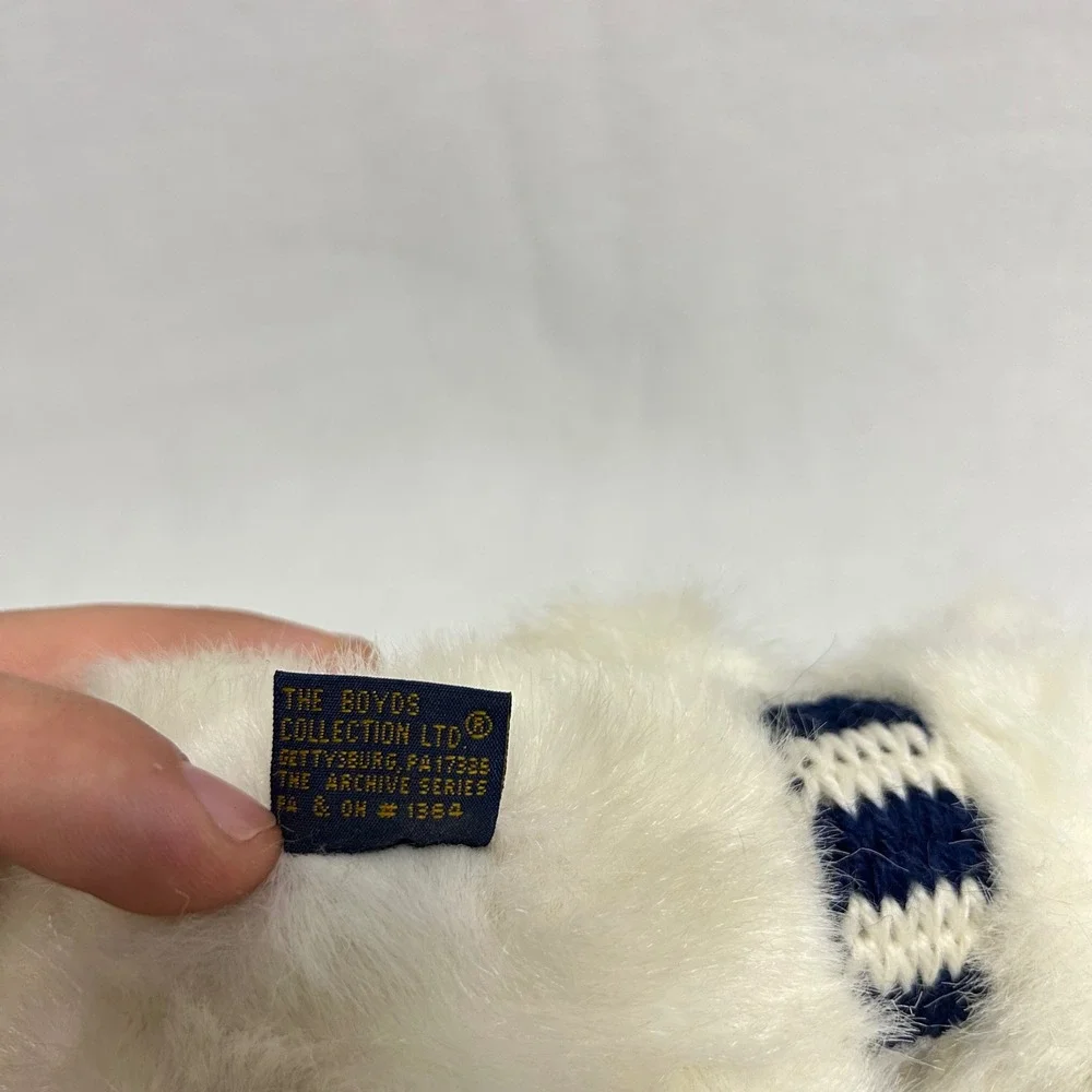 Collectable Boyds Bears & Friends  Small White‎ Polar Bear Scarf Mittens